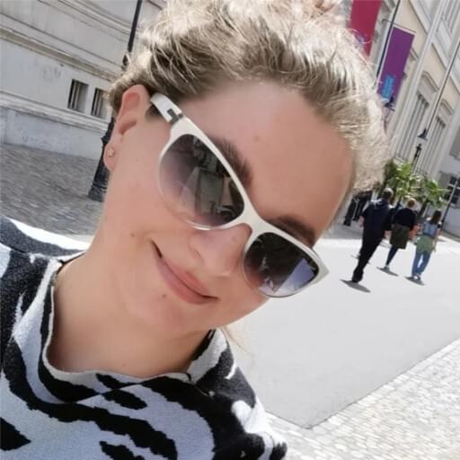 AntoniaPur28