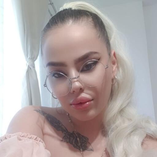 EllySlimDoll