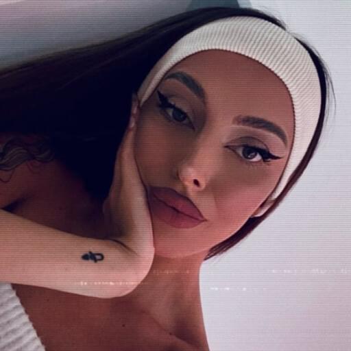 azaleea_