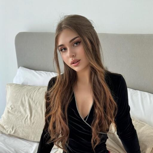 chloe_bianca