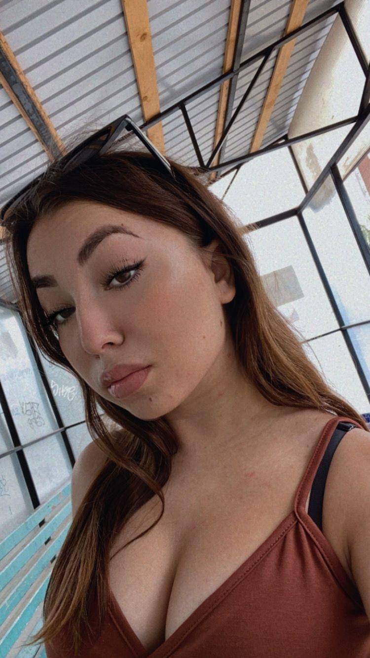 LittleVanessa_