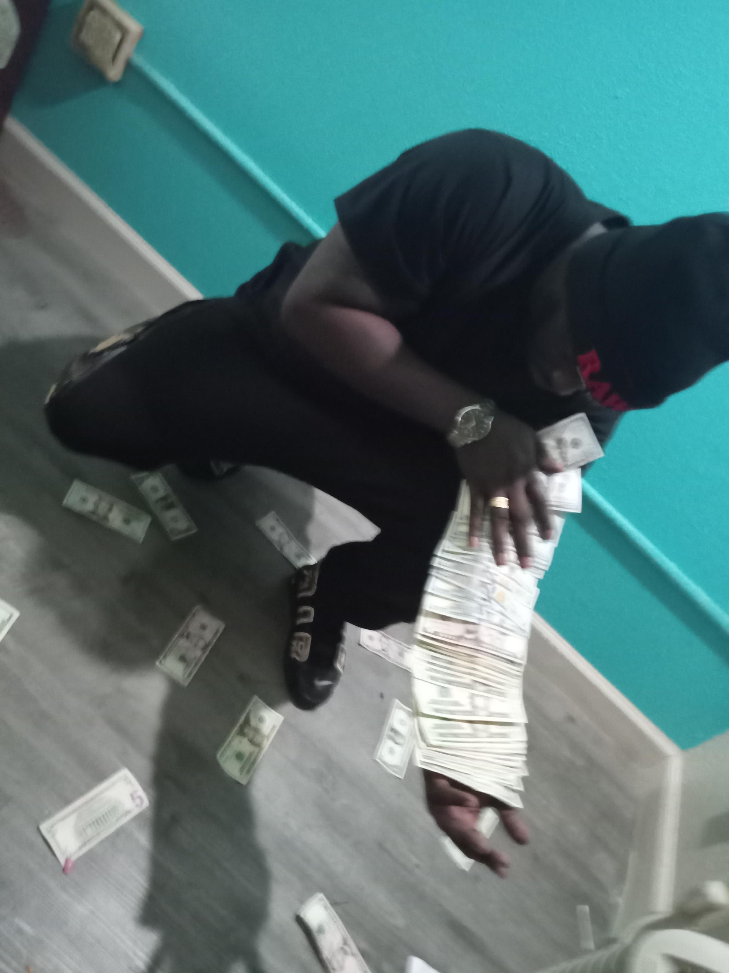 mikemoneyg6
