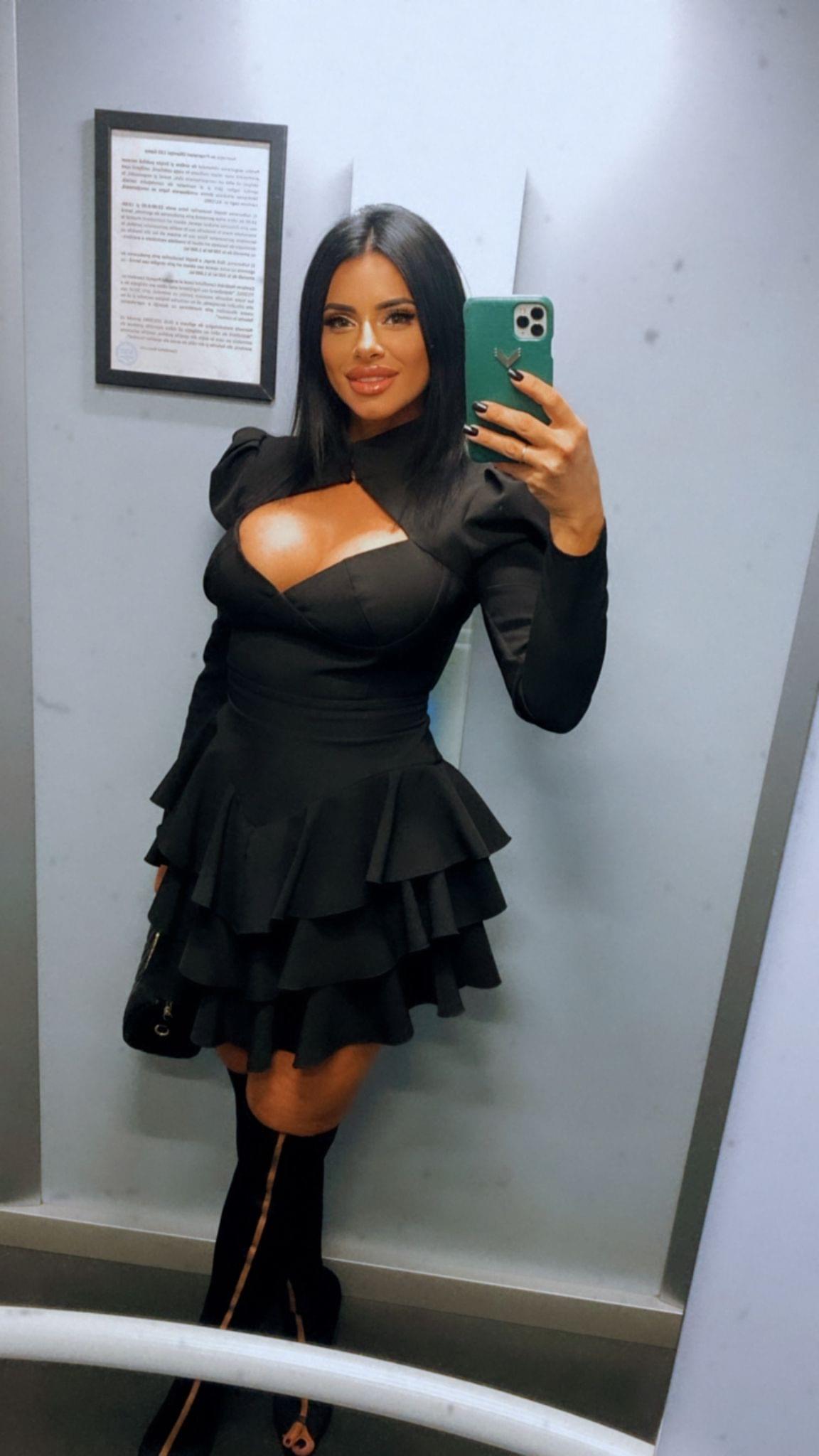 whitney_y