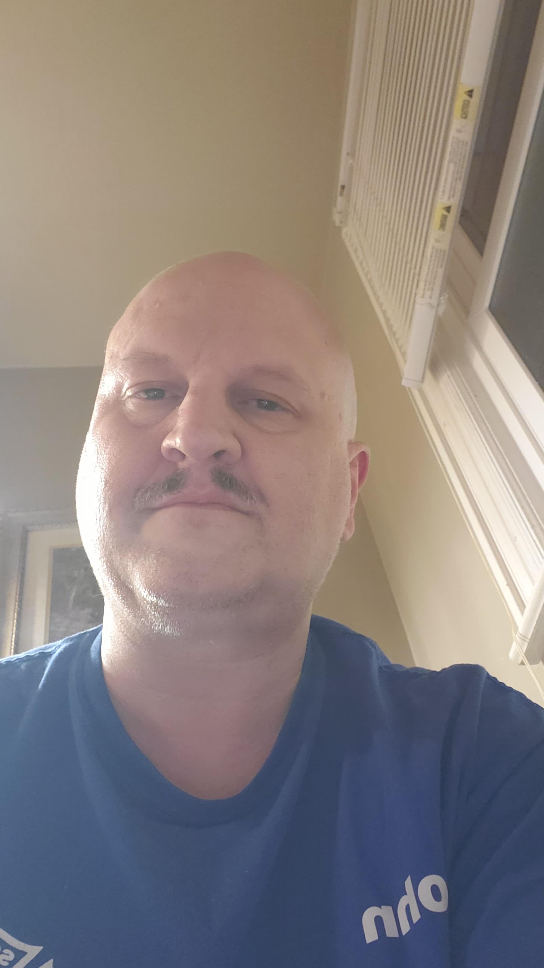 Older guy for younger woman